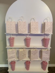 IMG 1571 1765548041 Treat Wall/Champagne Wall